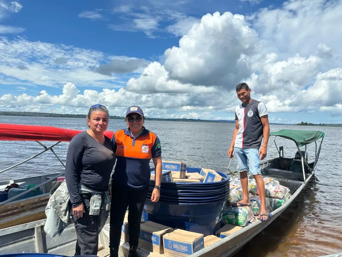 Cheia deixa 13 municípios em situação de emergência no Amazonas