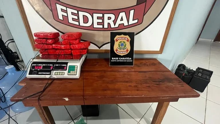 PF encontra cocaína escondida em banheiro de lancha no interior do Amazonas