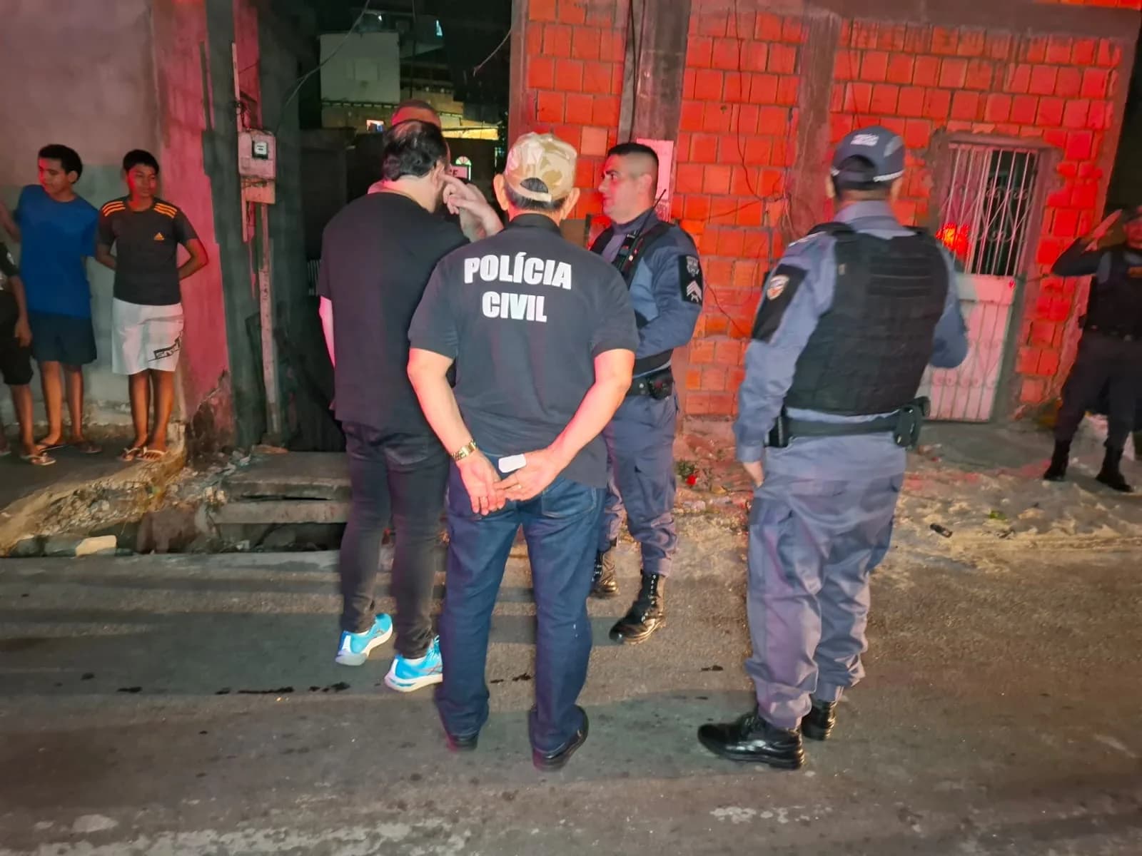 Adolescente de 15 anos é assassinado dentro da casa do amigo em Manaus