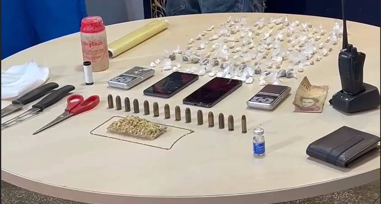 VÍDEO: Trio é preso com drogas, armas e munições no bairro Redenção