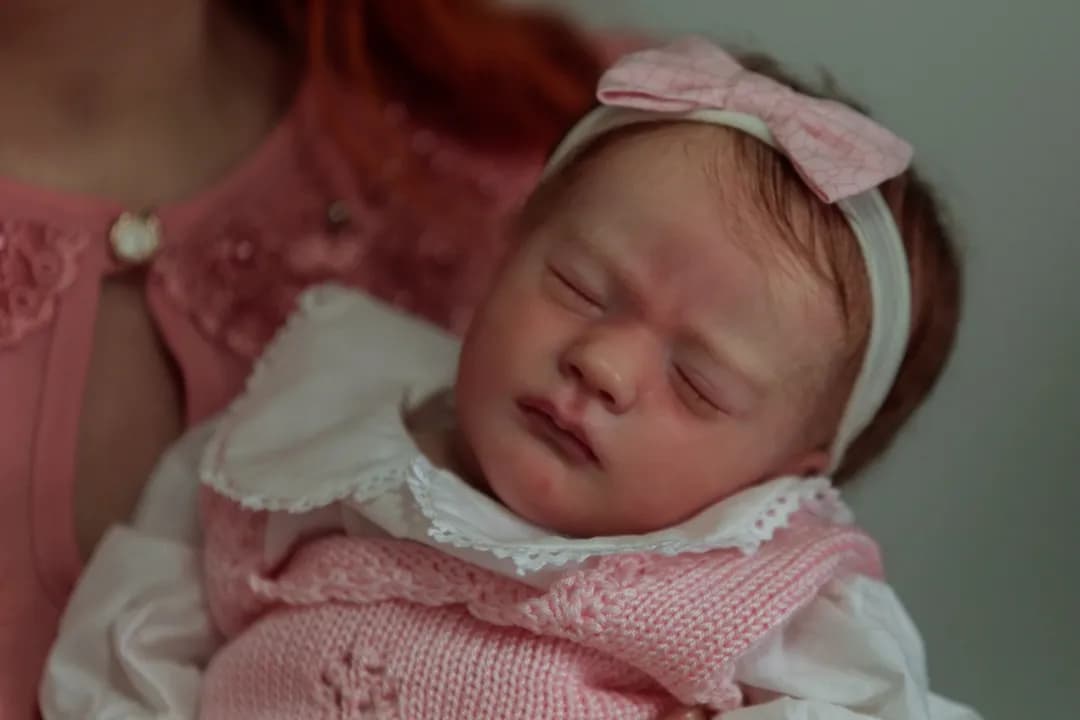 Deputado quer proibir atendimento a ‘bebês reborn’ no SUS; entenda