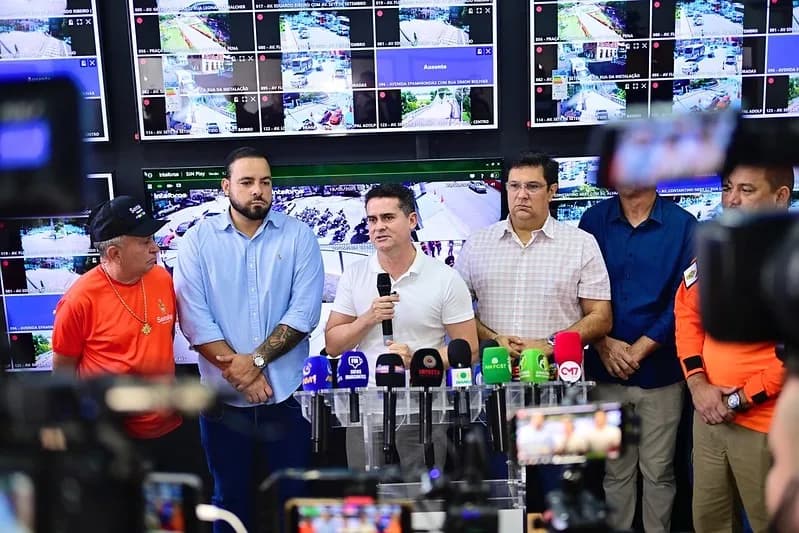 Novo concurso da Guarda Municipal deve sair em 2026, anuncia prefeito de Manaus