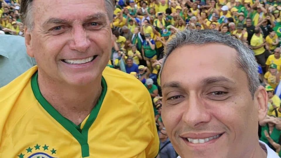 VÍDEO: Gustavo Gayer compara passeata pela anistia ao 8 de janeiro e emociona Bolsonaro