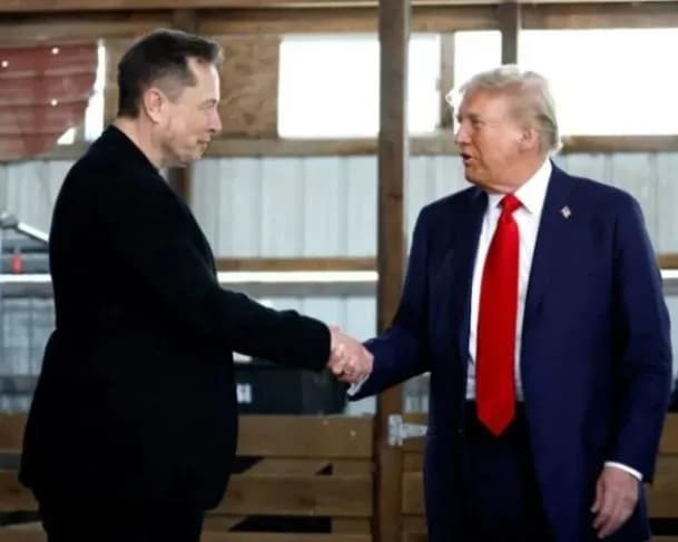 Elon Musk deixa cargo no governo Trump, mas afirma que continuará próximo do presidente