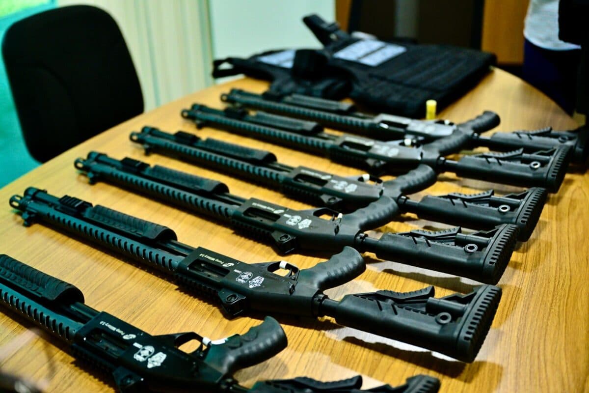 Guardas Municipais recebem novos armamentos e equipamentos para reforçar segurança em Manaus