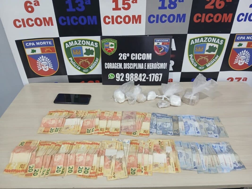 Cinco pessoas são presas e mais de 1 kg de drogas são apreendidos durante operações policiais em Manaus