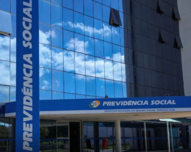 Justiça Federal bloqueia bens de empresas envolvidas em esquemas de fraudes no INSS