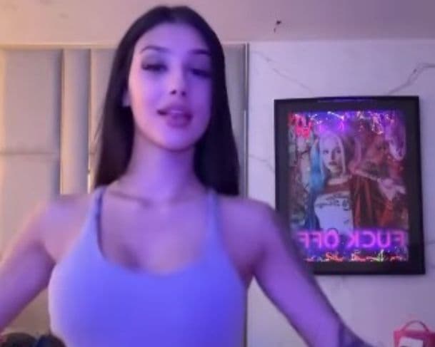 “Eu te traí com os seus dois irmãos”, revela Bia Miranda para ex-namorado em rede social