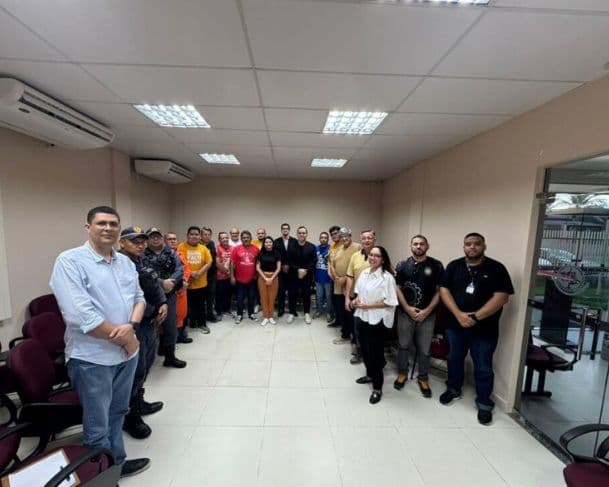 Autoridades e bois de Parintins se reúnem para garantir segurança nas filas do Bumbódromo