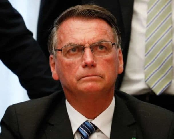 Filme sobre Jair Bolsonaro é alvo de denúncias por trabalhadores brasileiros