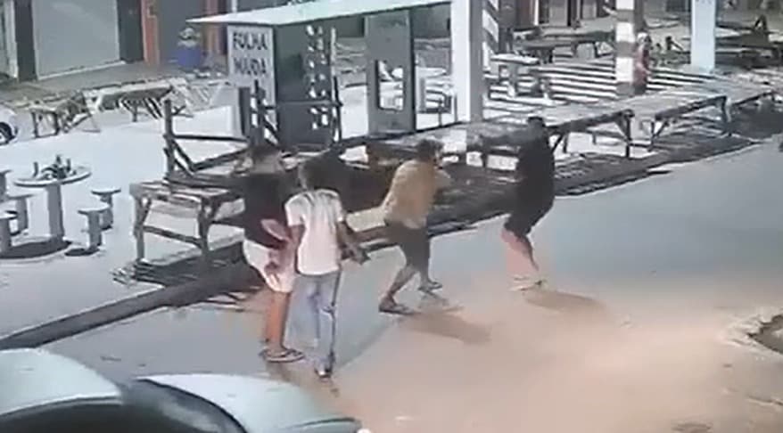 VÍDEO: Homem leva tiro na cabeça após briga por som alto