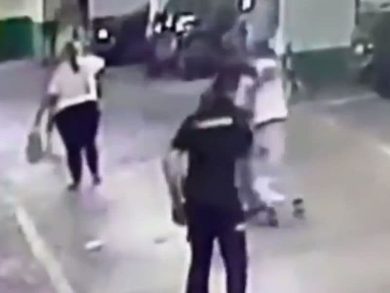 VÍDEO: Mulher é esfaqueada após rejeitar homem conhecido no Tinder