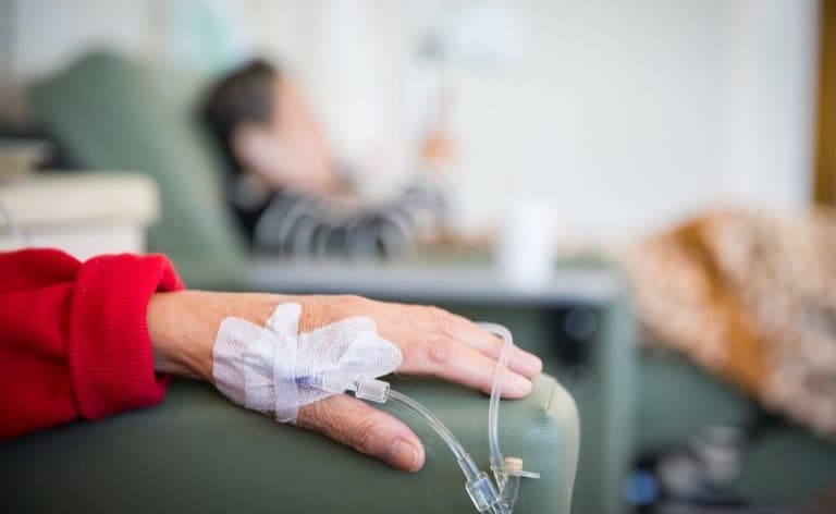 Passe livre interestadual pode ser garantido às pessoas em tratamento de câncer