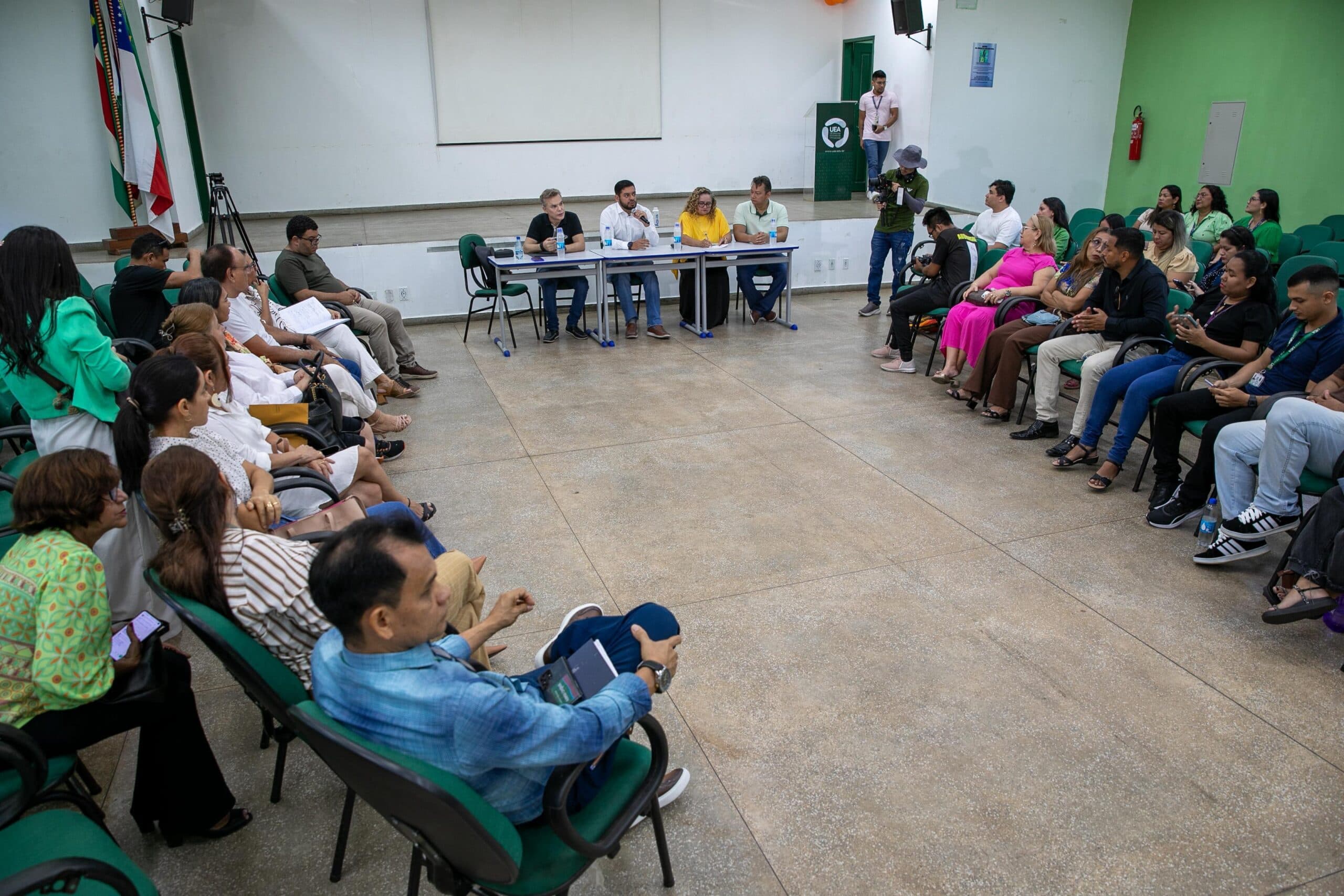 Mestrado da UEA na área de educação é implantado em Parintins