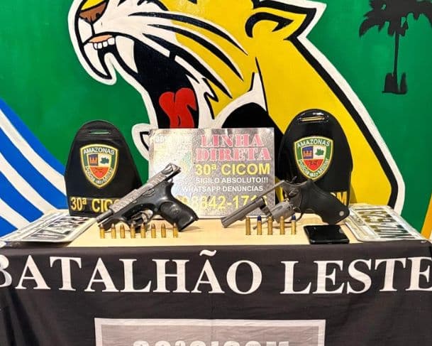 Dupla é presa com armas na zona Leste de Manaus