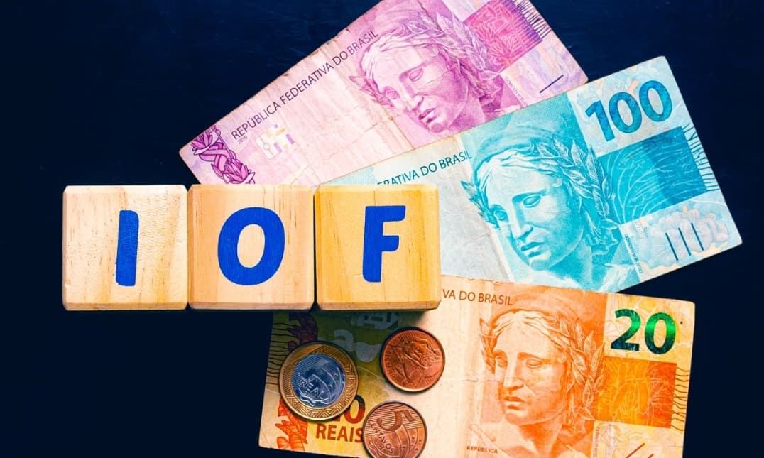 Atlas: 52% da população considera um erro o aumento do IOF e 44% apoia o decreto de Lula