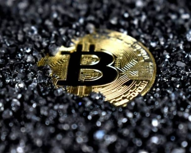 Bitcoin bate novo recorde histórico e ultrapassa marca de US$ 113 mil