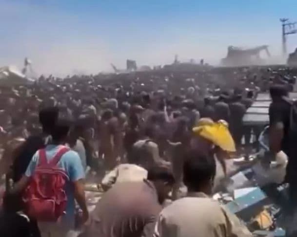 Famintos: multidão em Gaza avança em caminhão que trazia alimentos; veja