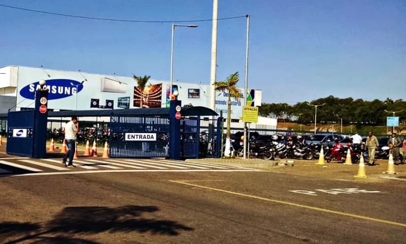 Dois homens são baleados por seguranças ao invadirem fábrica em Manaus