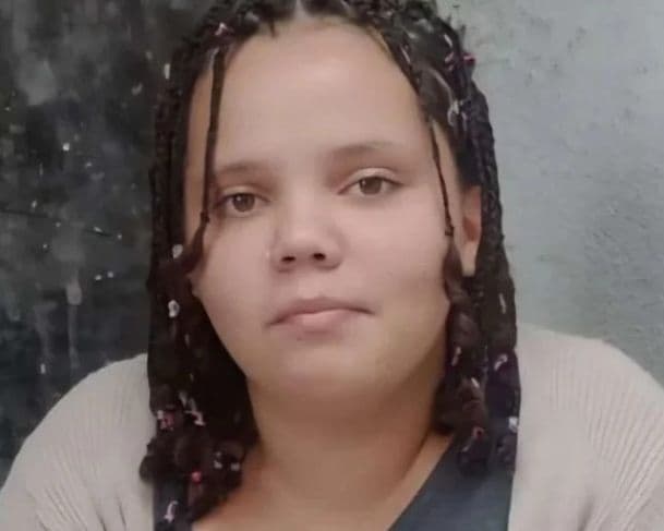 Menina de 12 anos desaparece após marcar encontro com homem que teria conhecido em jogo on line