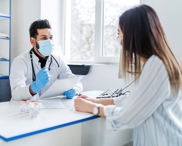 Câmara aprova em caráter de urgência projeto que cria exame nacional obrigatório para médicos