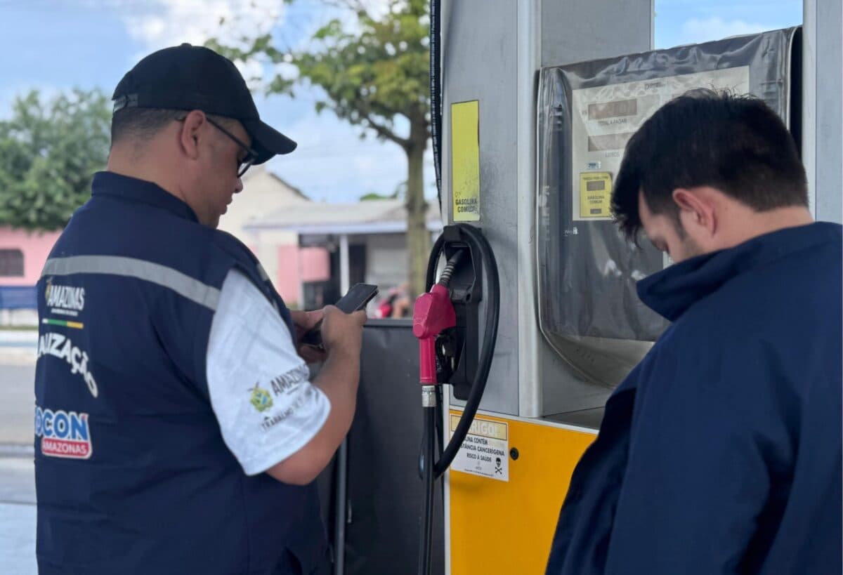 Mais de 15 postos de combusíveis são autuados por indícios de abuso nos preços em Parintins