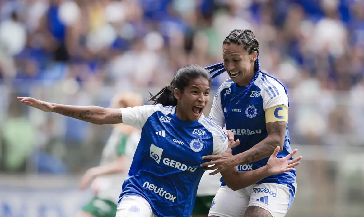 Cruzeiro chega à final inédita do Brasileirão Feminino