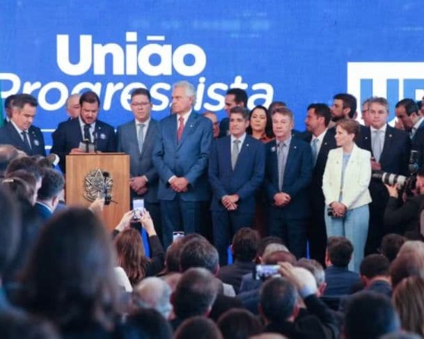 União Brasil e Progressistas oficializam “superfedaração”, em Brasília