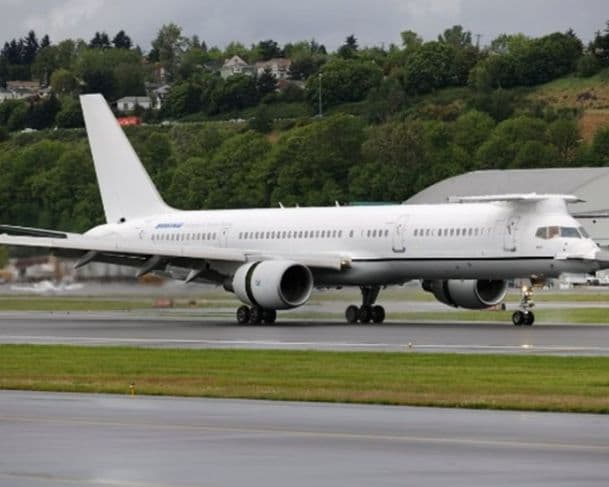 Avião americano que pousou em Guarulhos deixou o Brasil nesta quinta-feira (21)