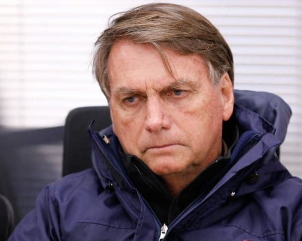 Bolsonaro recebe vice-prefeito de São Paulo e desabafa: &#8220;Minha vida já acabou&#8221;