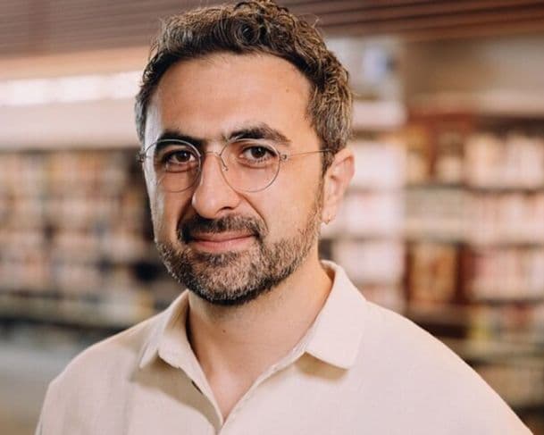 CEO de IA da Microsoft alerta: profissionais que não se adaptarem à Inteligência Artificial ficarão para trás