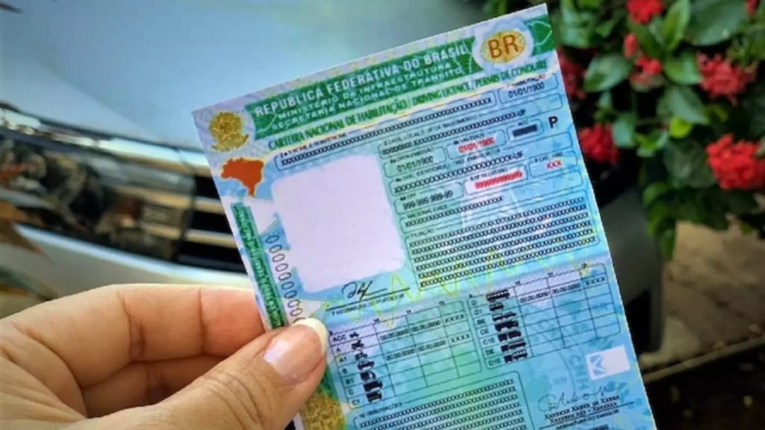 Contran aprova fim de aulas obrigatórias em autoescolas no Brasil