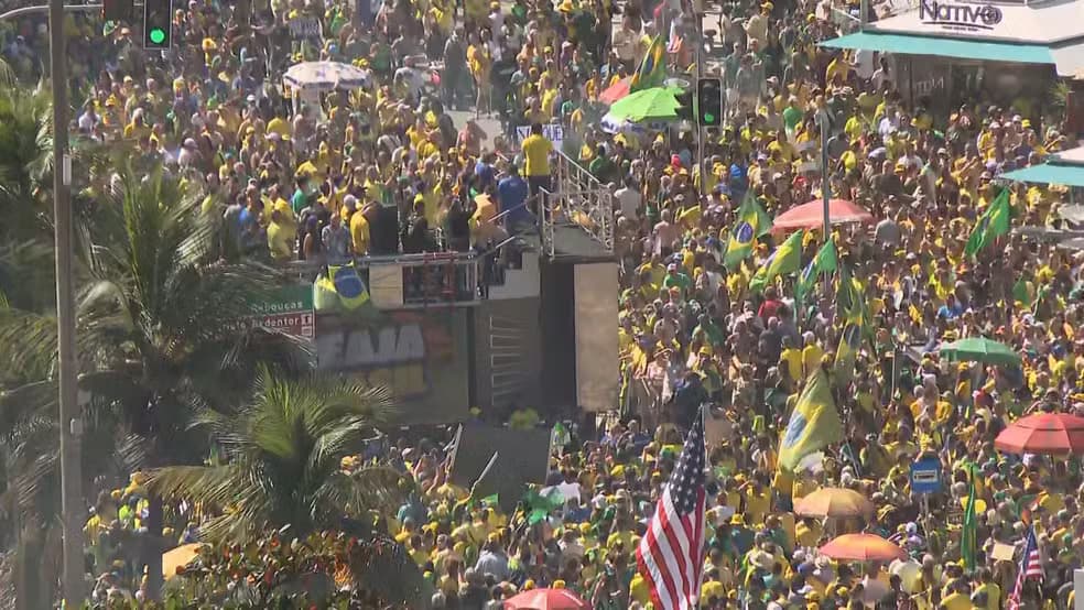 Site diz que ato pró-Bolsonaro reuniu 57,6 mil pessoas na Paulista; USP fala em 37,6 mil