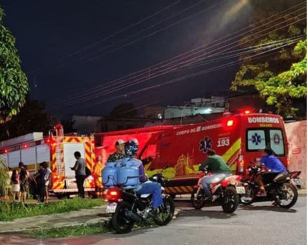 Incêndio atinge apartamento no Prosamim do Morro da Liberdade