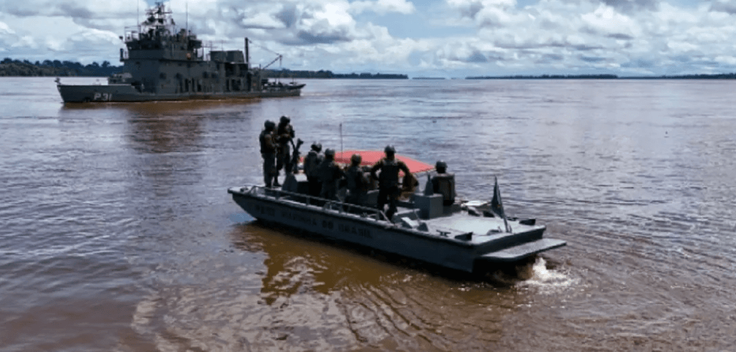 Tensão militar na tríplice fronteira, onde ilha fluvial é disputada por Colômbia e Peru, é monitorada pelo governo