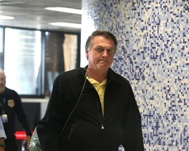 PF prepara cela para eventual prisão de Jair Bolsonaro