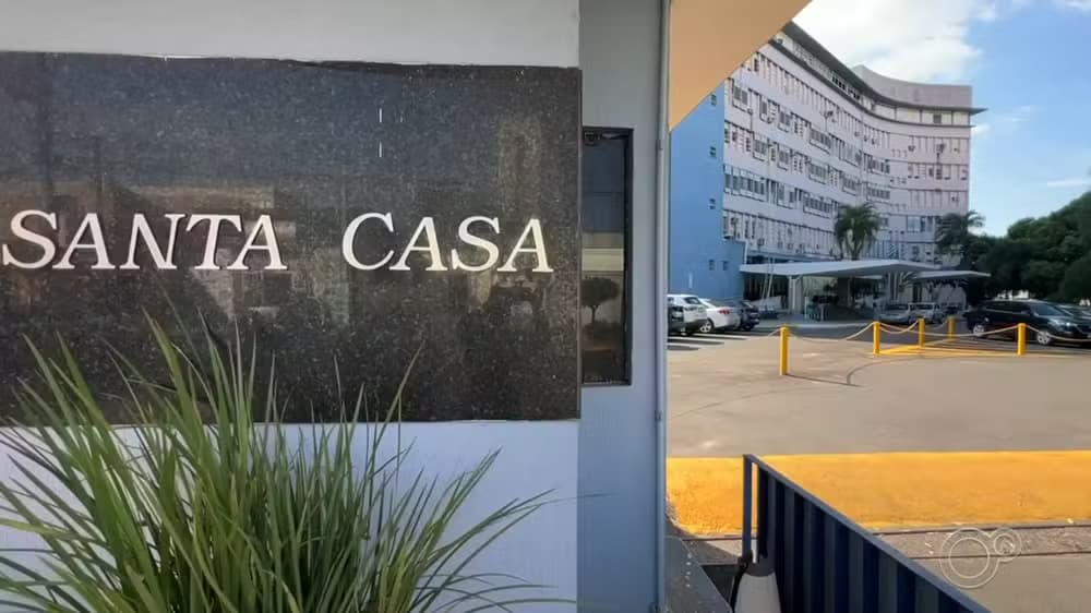 Mãe é suspeita de envenenar o próprio lanche e o do filho com chumbinho, em SP