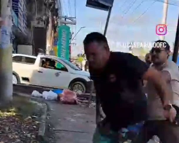 Suspeito de assaltos é espancado por populares na zona Leste de Manaus