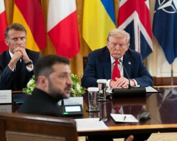 Trump inicia conversas para organizar uma reunião com Putin e Zelensky