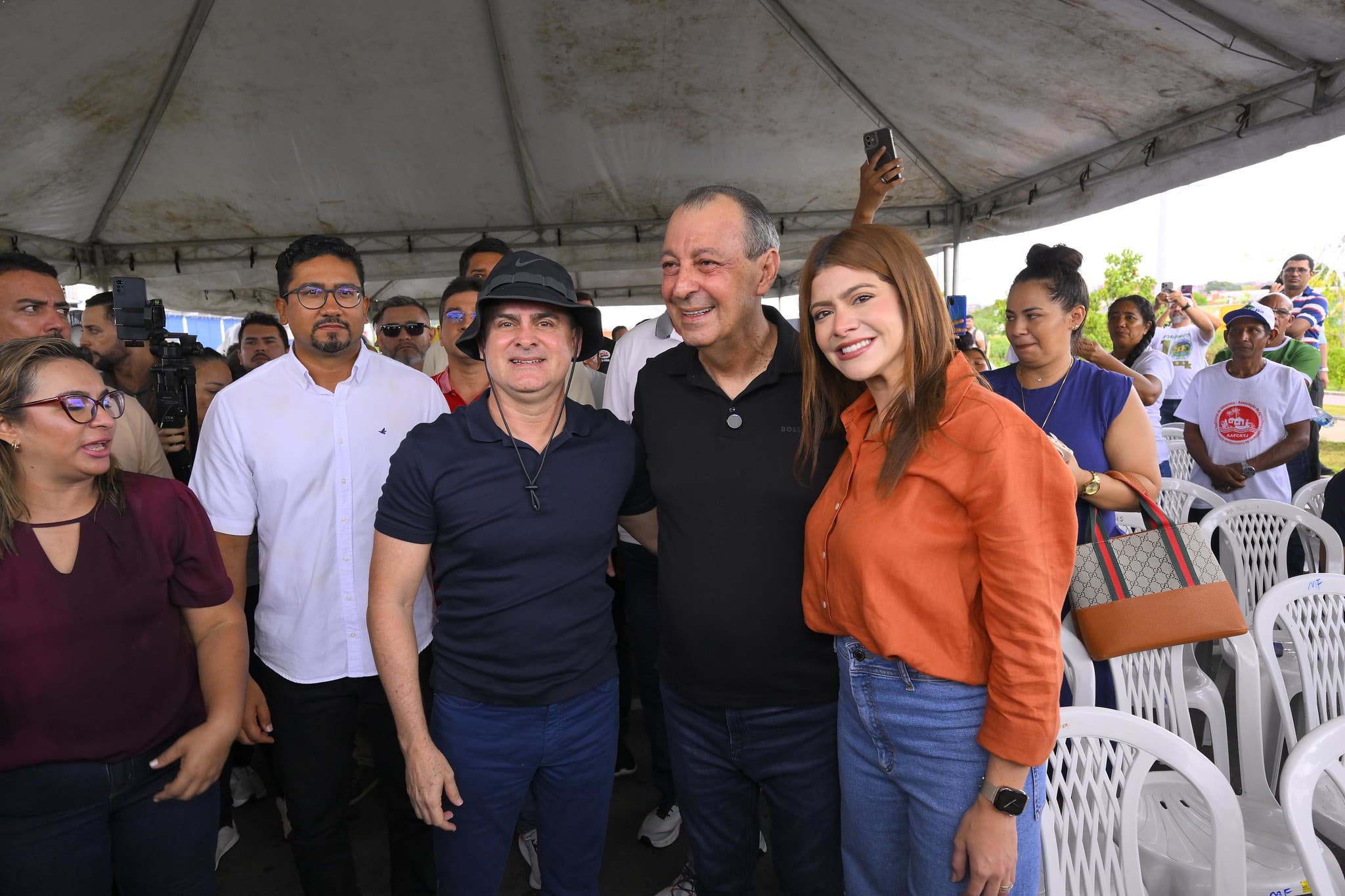 Omar Aziz menciona Bi Garcia e valoriza Aryel Almeida em meio a especulações sobre vice