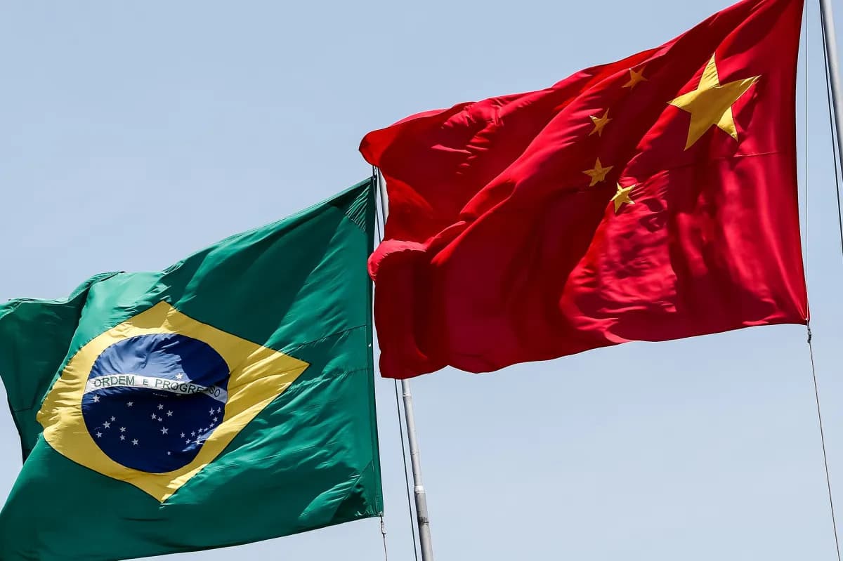 Investimento chinês no Brasil cresce 113% em meio a tarifaço americano