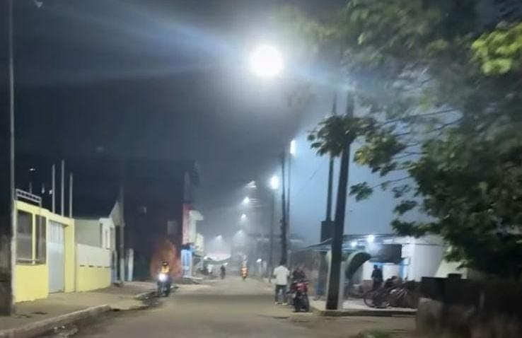 VÍDEO: Município de Barcelos anoitece encoberto por fumaça