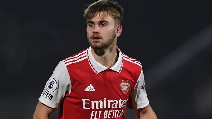 Billy Vigar, ex-atleta do Arsenal, morre em decorrência de lesão cerebral