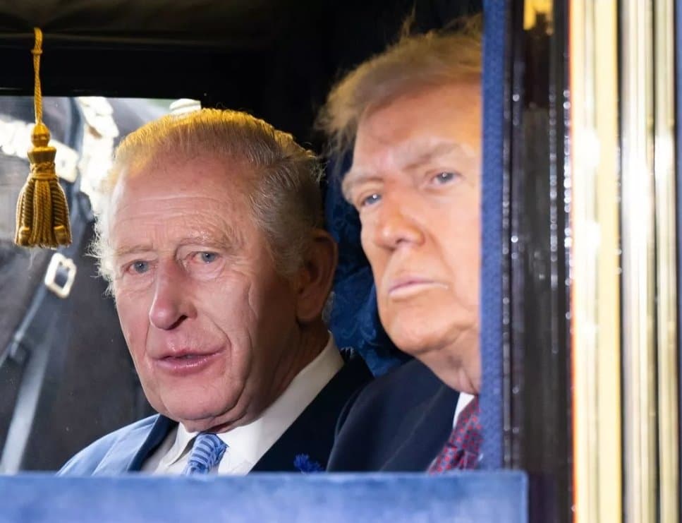 Trump e rei Charles III trocam presentes caros no Palácio de Buckingham; veja quais