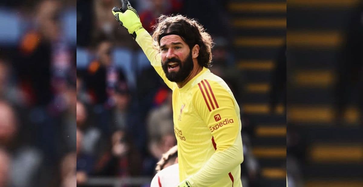 Alisson deixa jogo contra o Galatasaray lesionado e preocupa Seleção Brasileira