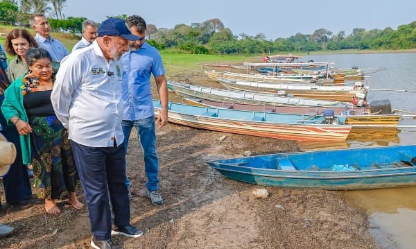 Lula retorna a Manaus para entregar obra de cabo subfluvial que conecta Boa Vista ao AM