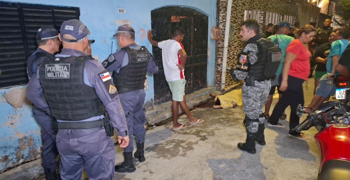 Homem é executado a tiros em frente de casa na zona Leste de Manaus
