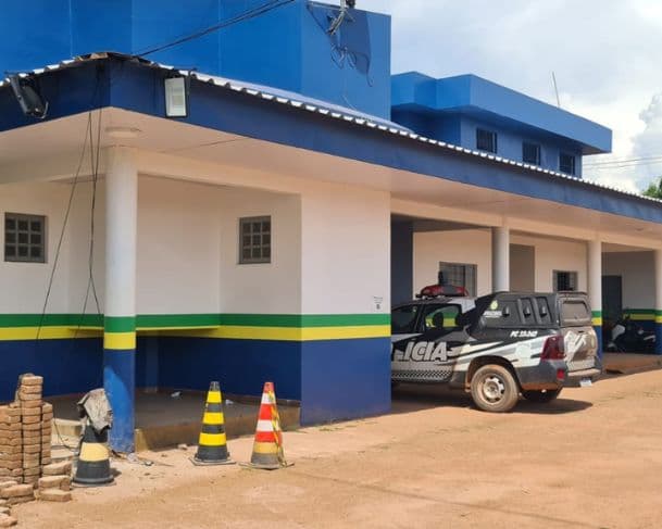 Padrasto é esfaqueado pelo enteado durante discussão no Amazonas