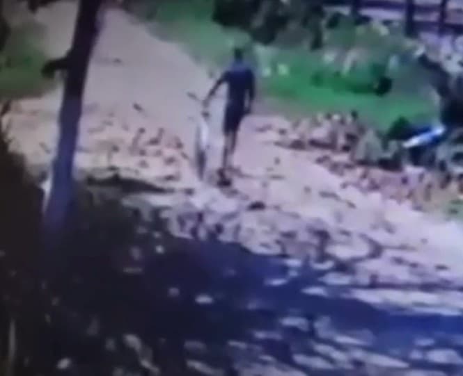 Mulher é perseguida por ciclista que se masturbava em via pública