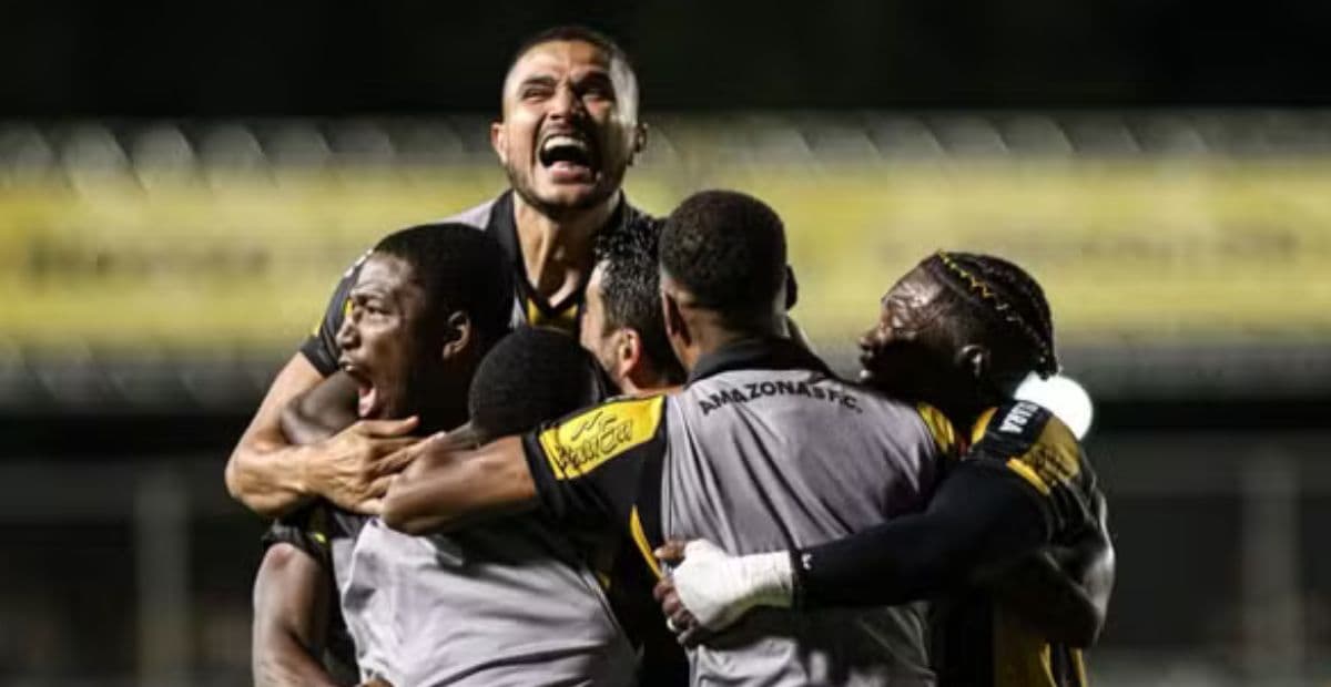 Amazonas FC vira sobre Criciúma e segue vivo na luta contra o rebaixamento na Série B